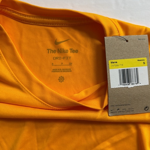 Nike Dri-fit tees (lot of 4) men’s small. Must buy all 4 for price. - Picture 2 of 6